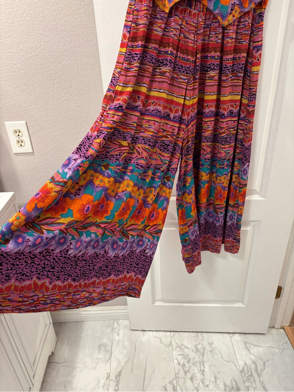 Vintage 80s 90s Wide Leg Colorful Fun Mixed Print Palazzo Pants Culottes Art